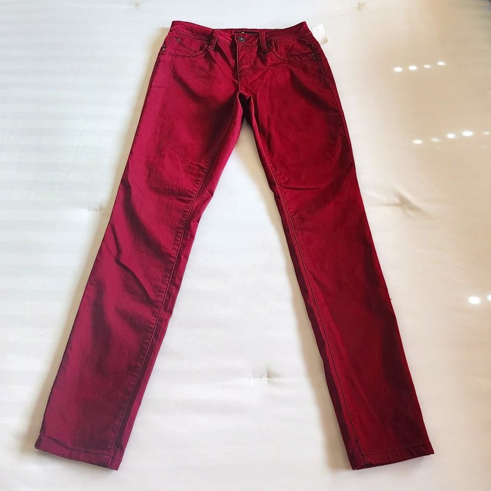 Royalty for me. Wannabettabutt Size 10 Purple Jeans.NWT.Shapes//Flattens Tummy